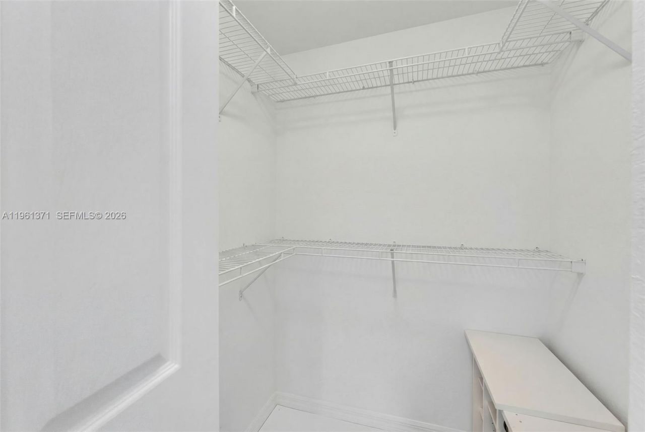 3815 Tree Top Dr, Weston, FL 33332 Photo