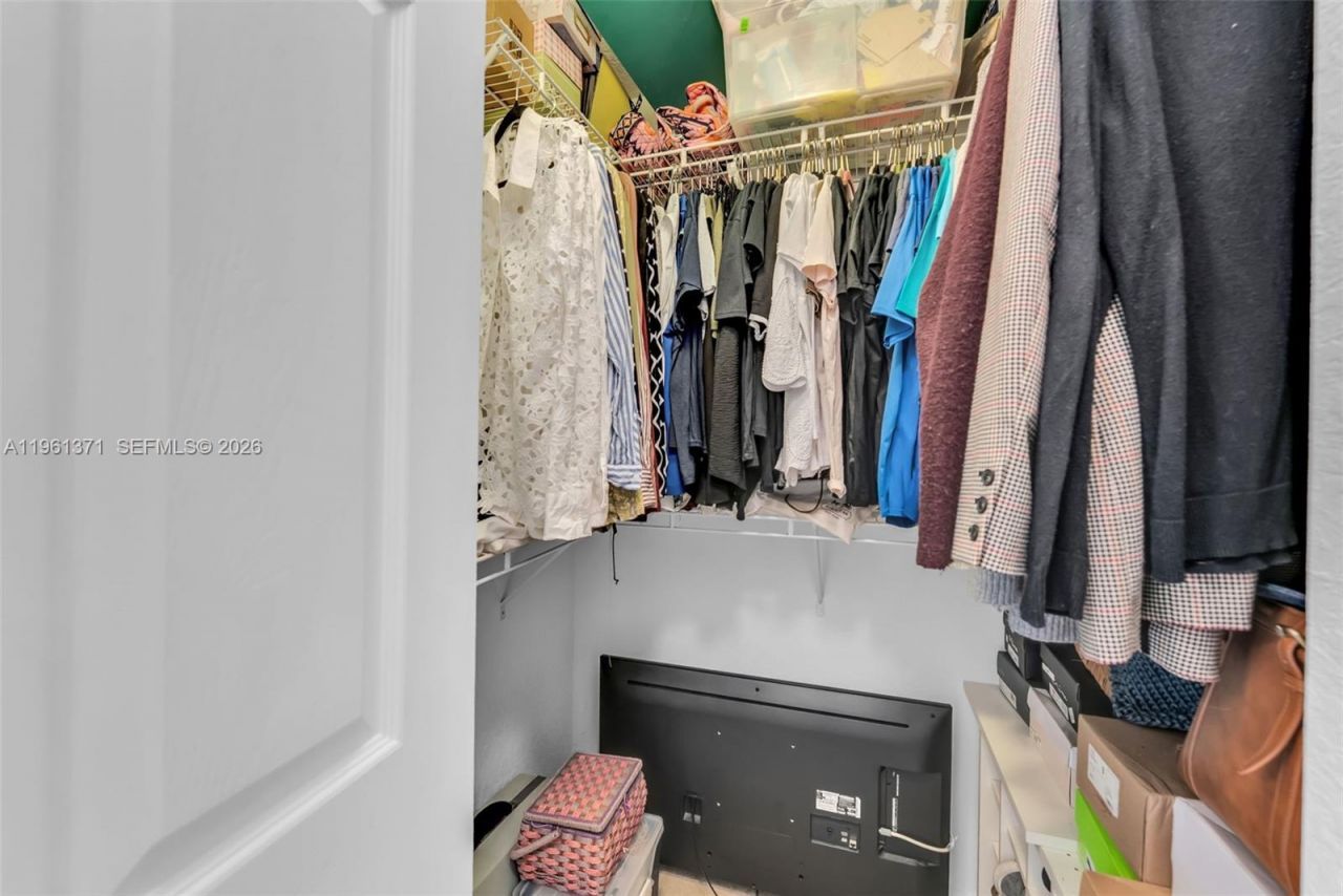 3815 Tree Top Dr, Weston, FL 33332 Photo