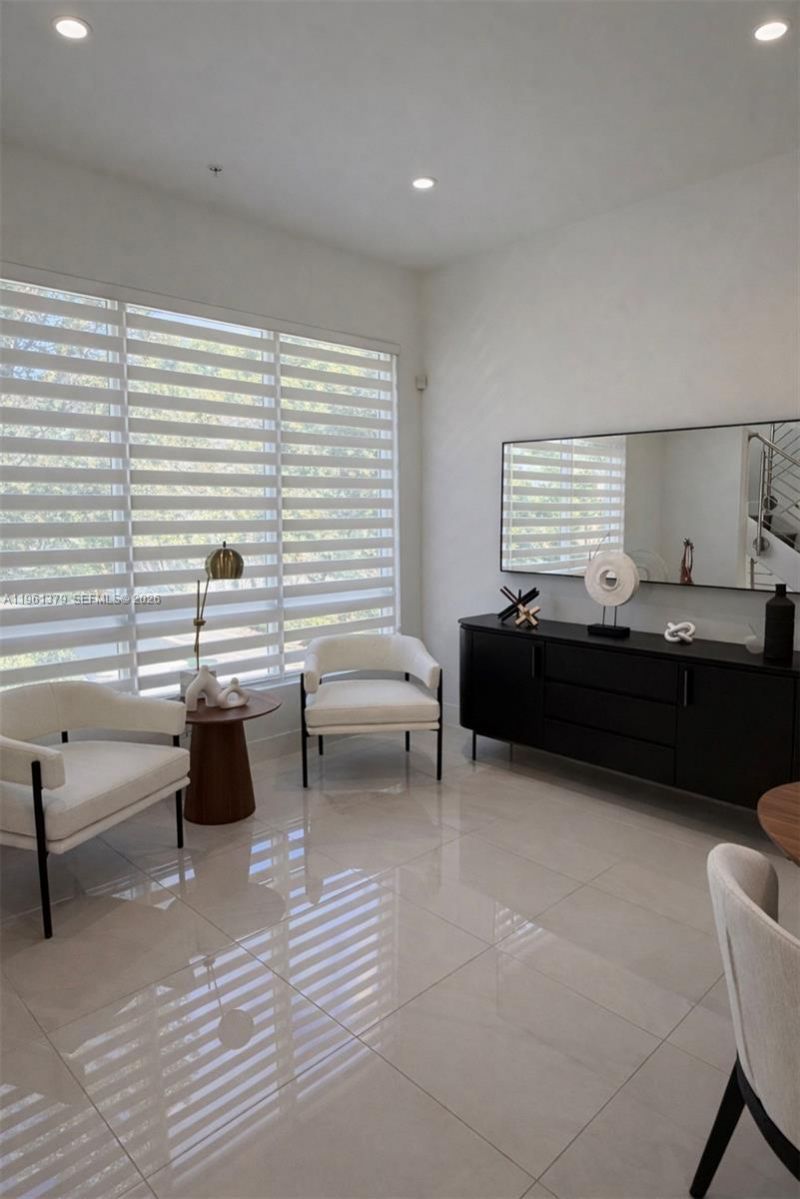 6671 NW 105th Ave, Doral, FL 33178 Photo