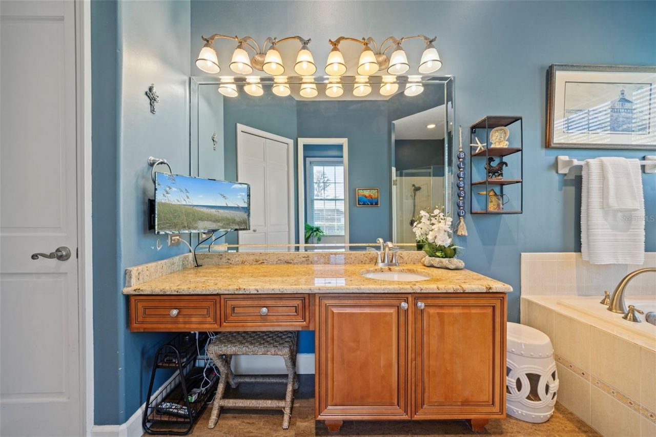 18991 Crooked Lane, Lutz, FL 33548 Photo