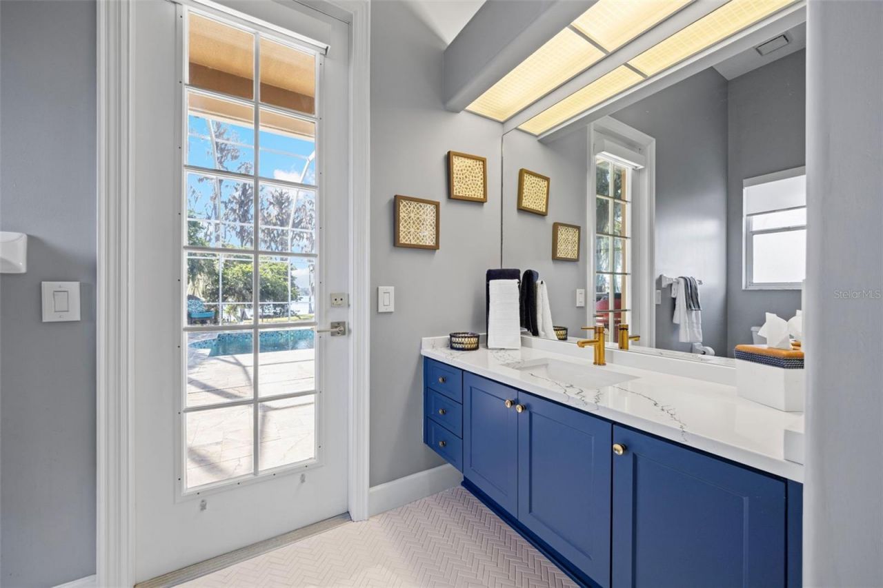 18991 Crooked Lane, Lutz, FL 33548 Photo