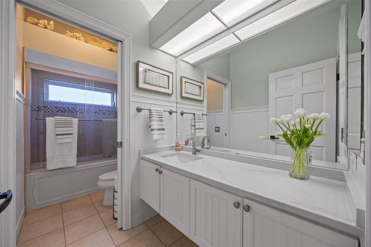 18991 Crooked Lane, Lutz, FL 33548 Photo