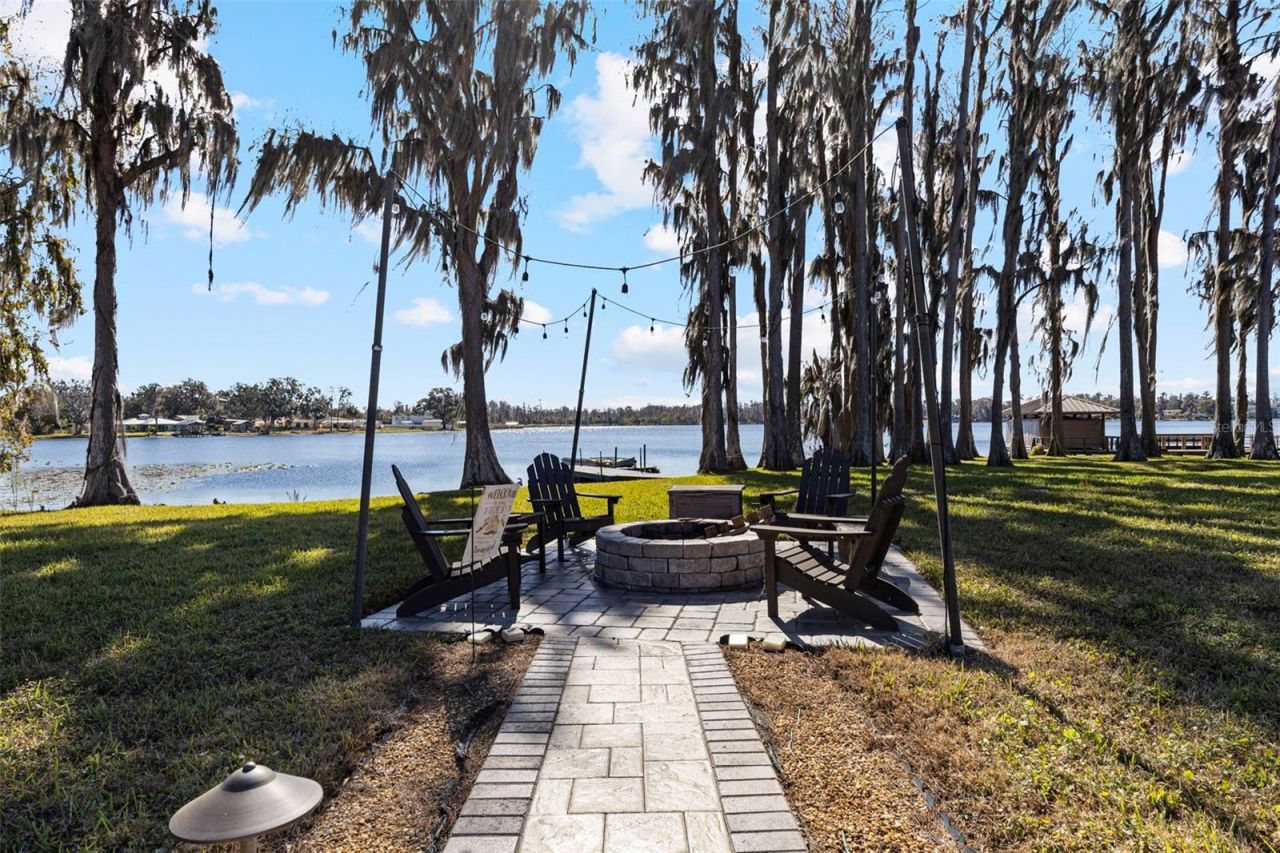 18991 Crooked Lane, Lutz, FL 33548 Photo