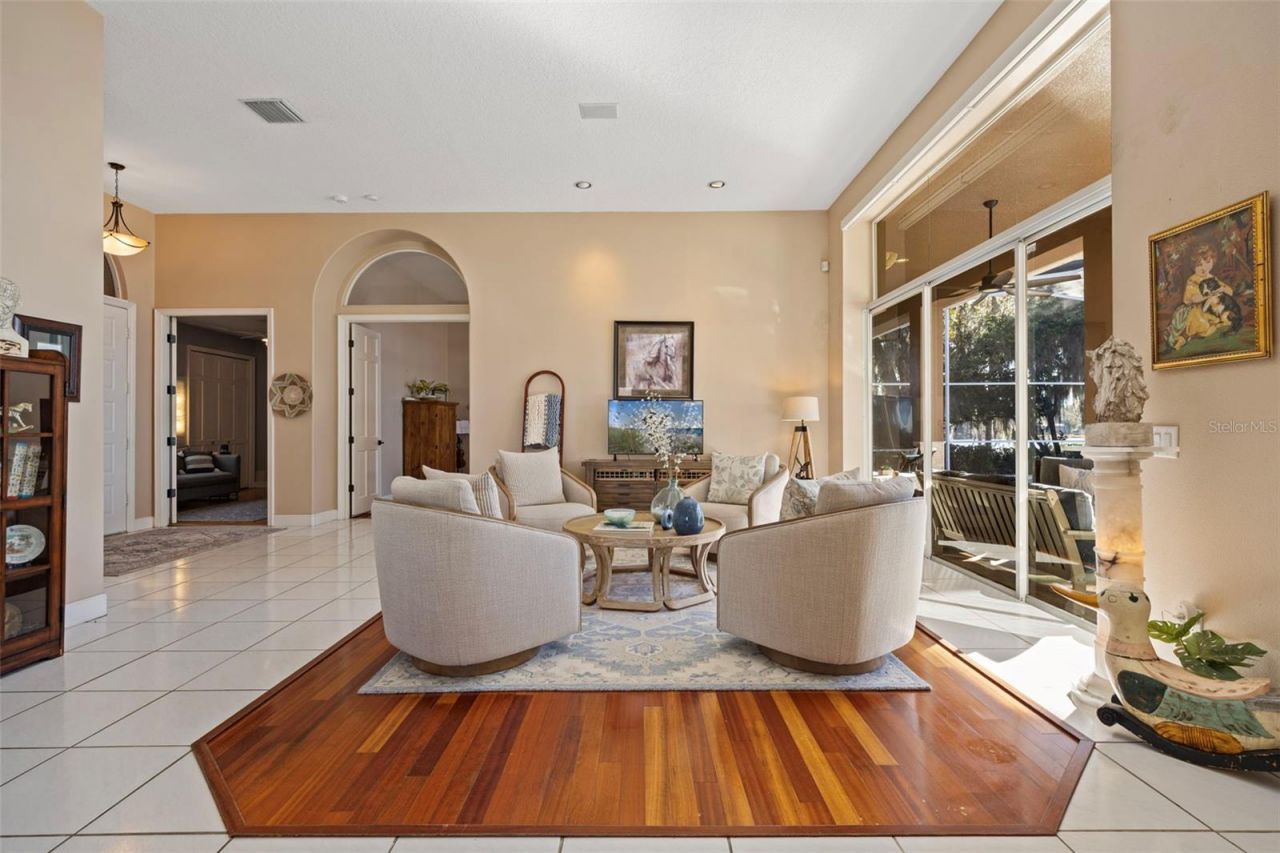 18991 Crooked Lane, Lutz, FL 33548 Photo