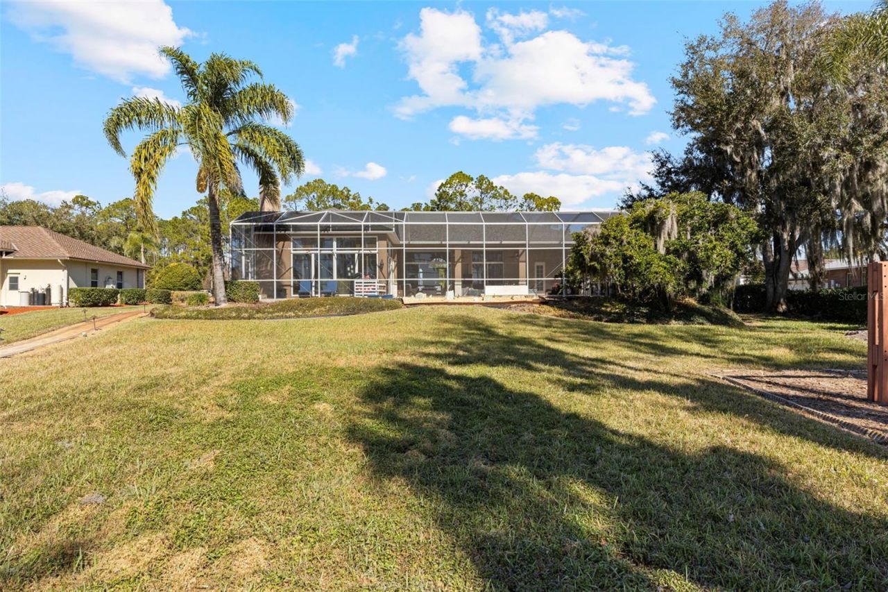 18991 Crooked Lane, Lutz, FL 33548 Photo