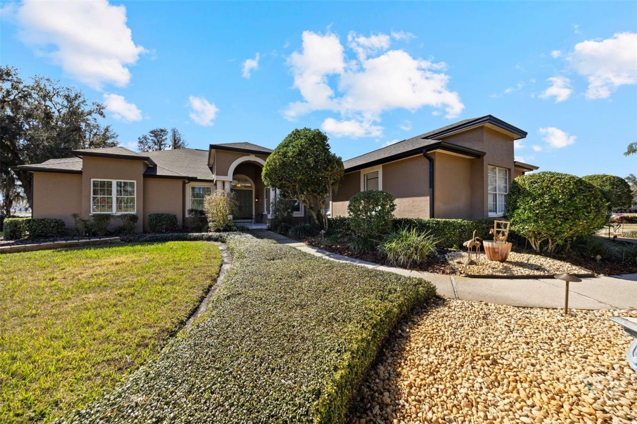 18991 Crooked Lane, Lutz, FL 33548 Photo