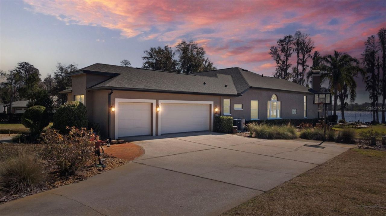 18991 Crooked Lane, Lutz, FL 33548 Photo