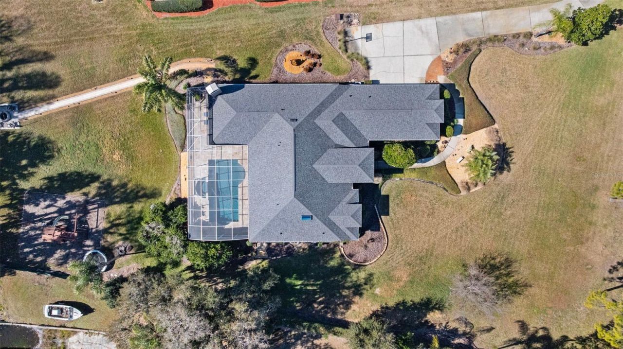 18991 Crooked Lane, Lutz, FL 33548 Photo