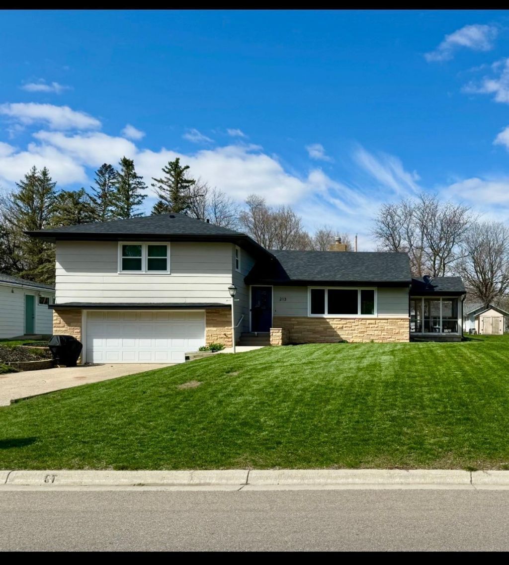 213 E Hollett Street, Tracy, MN 56175 Main Photo