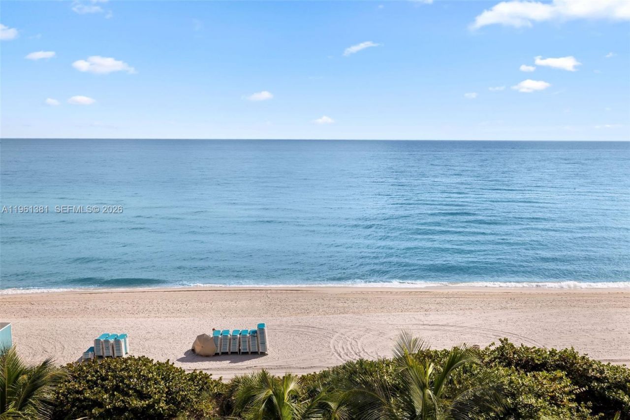 6799 Collins Ave, Unit 506, Miami Beach, FL 33141 Photo