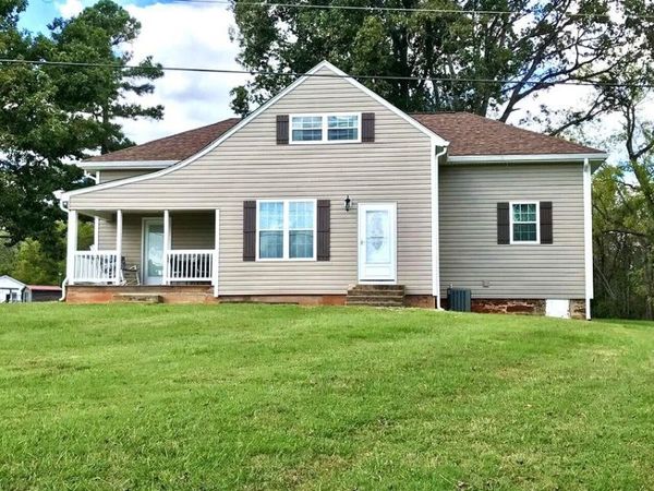 62 Crafts Church RD, Glade Hill, VA 24092