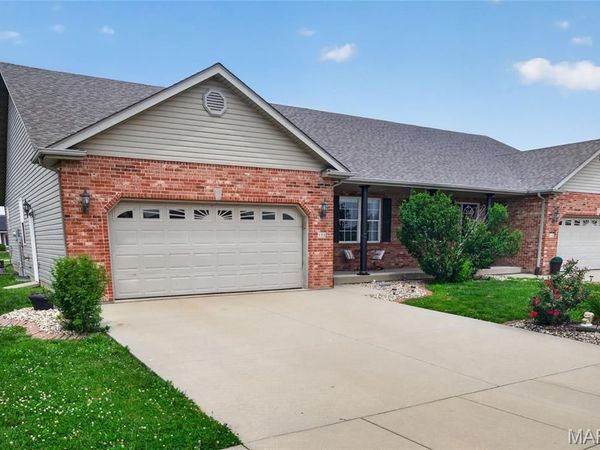 55 Bridgewater Lane, Unit A, Highland, IL 62249