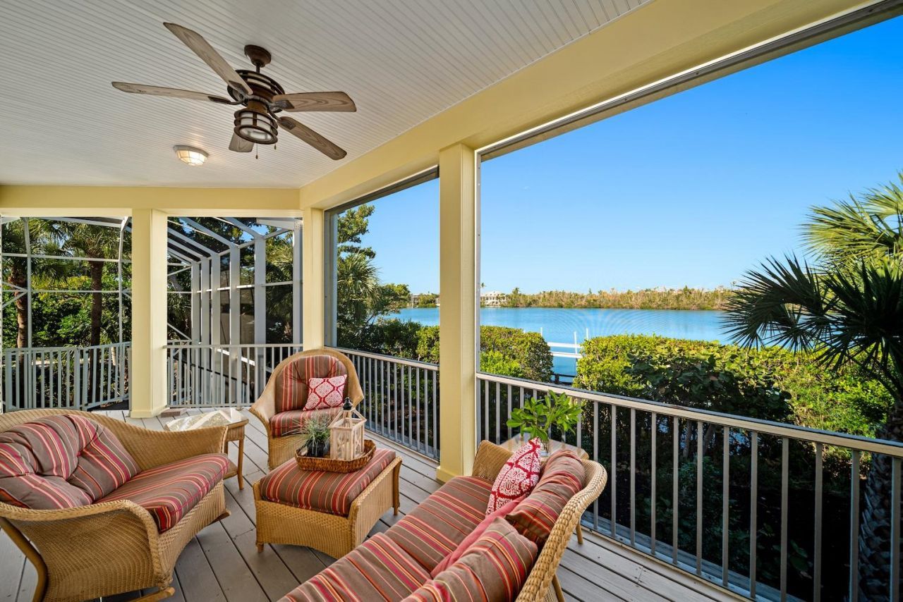 5810 Pine Tree Dr, Sanibel, FL 33957 Photo