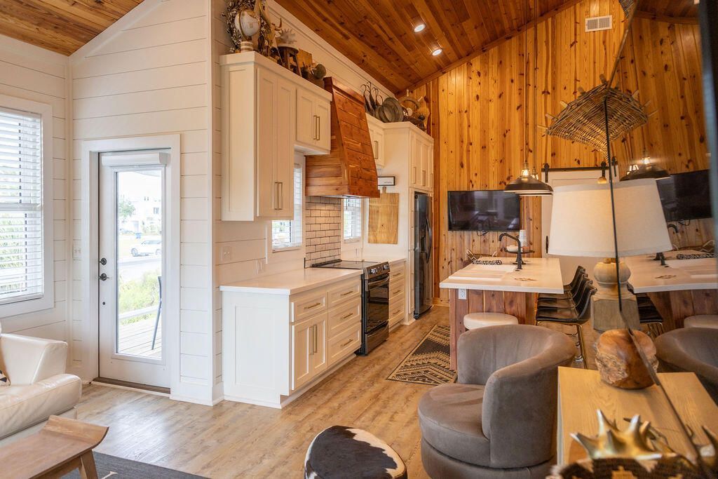 126-c Jungle Road Photo 17