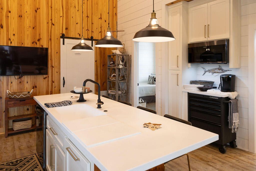 126-c Jungle Road Photo 25