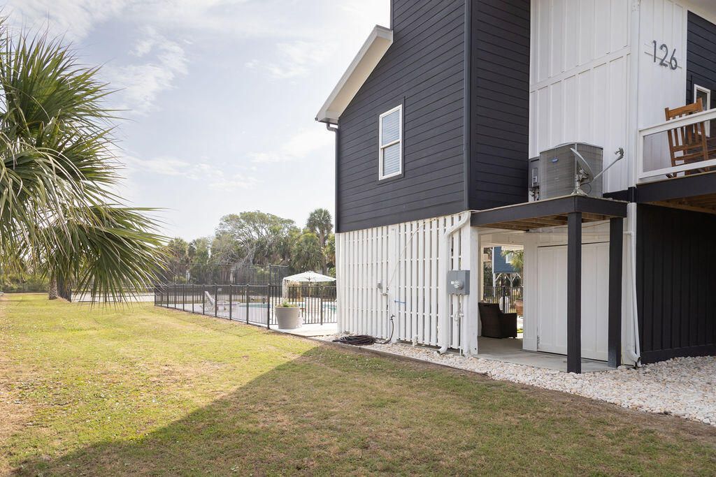 126-c Jungle Road Photo 4