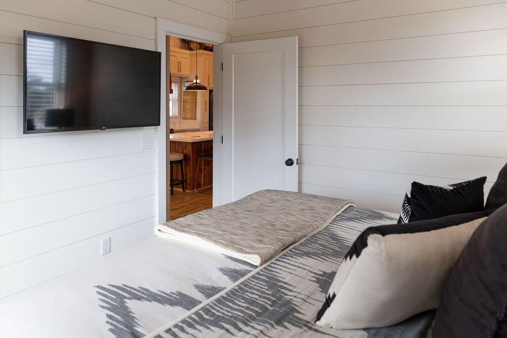 126-c Jungle Road Photo 40