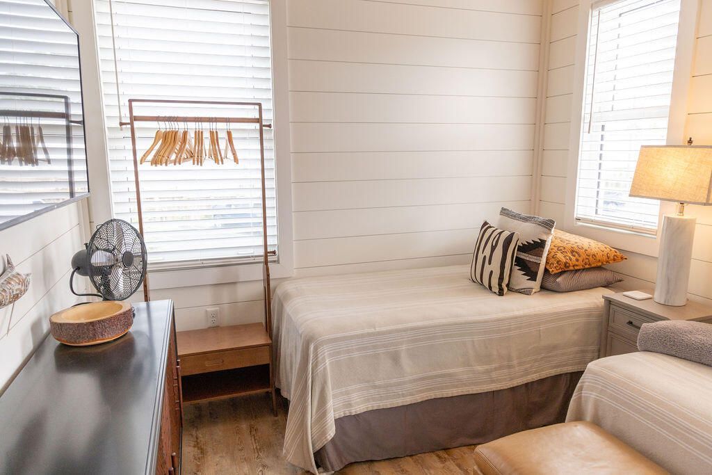 126-c Jungle Road Photo 45