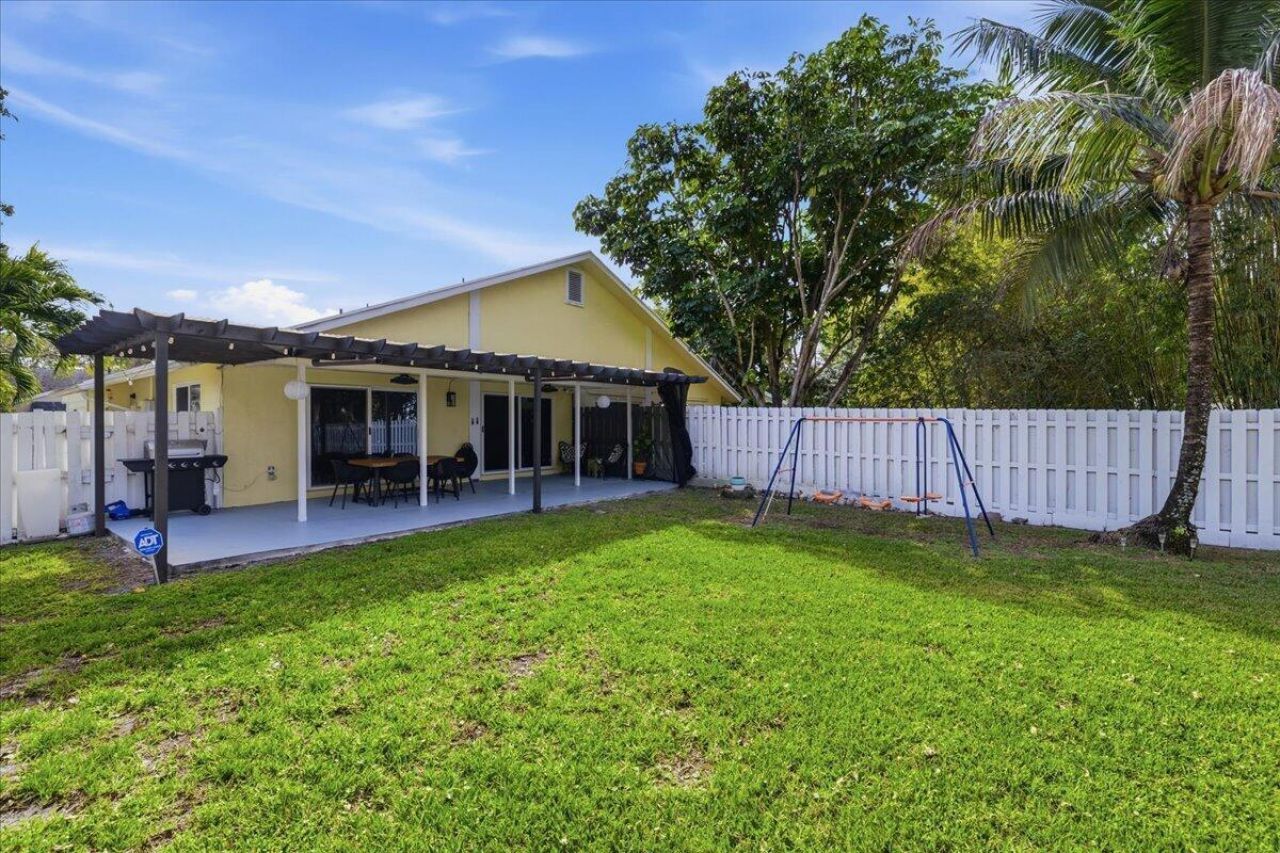 901 SW 111th Way, Davie, FL 33324 Photo