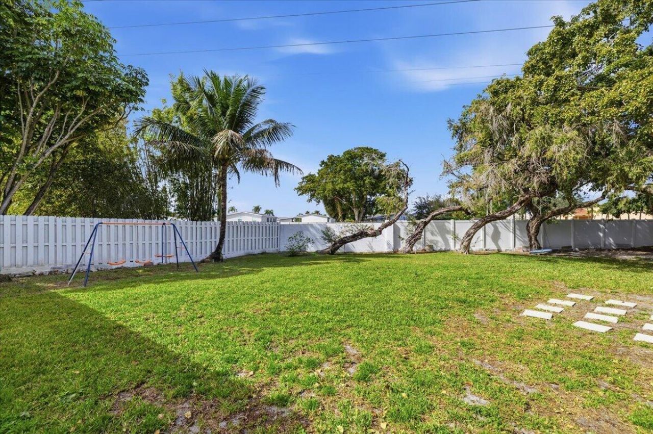 901 SW 111th Way, Davie, FL 33324 Photo