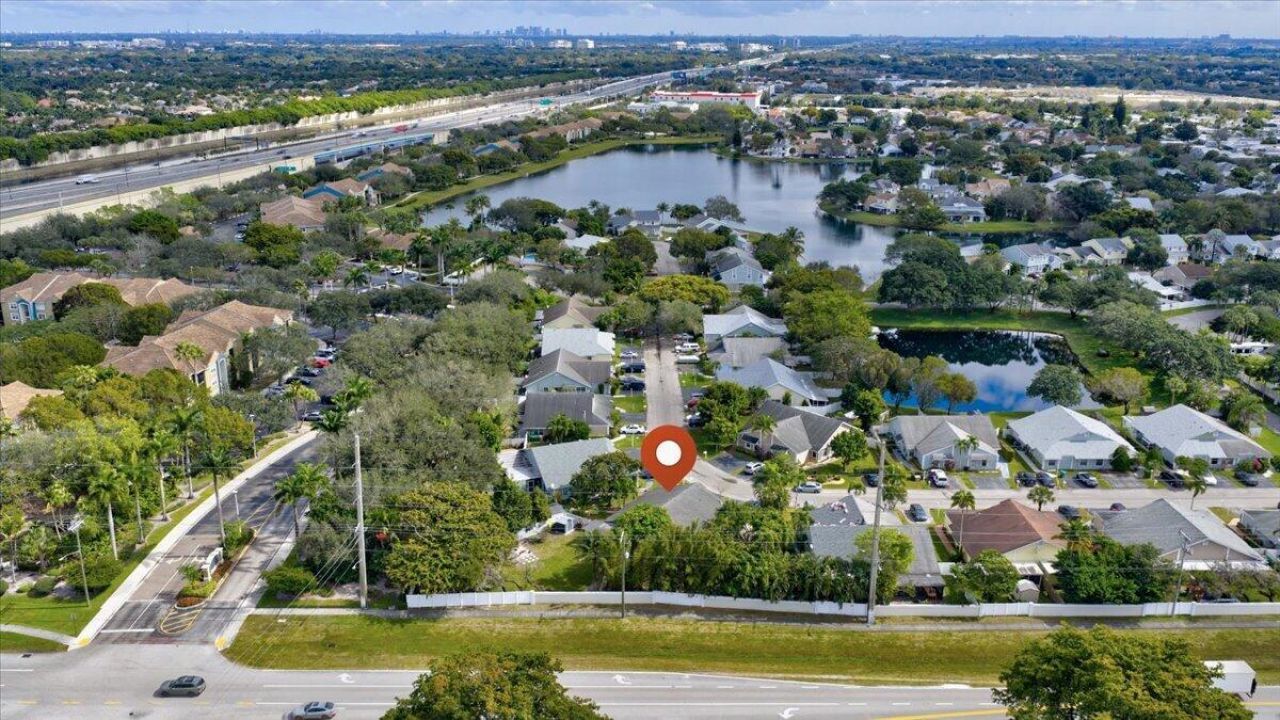 901 SW 111th Way, Davie, FL 33324 Photo