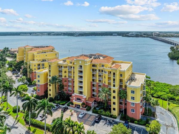 611 RIVIERA DUNES WAY, Unit 304, PALMETTO, FL 34221