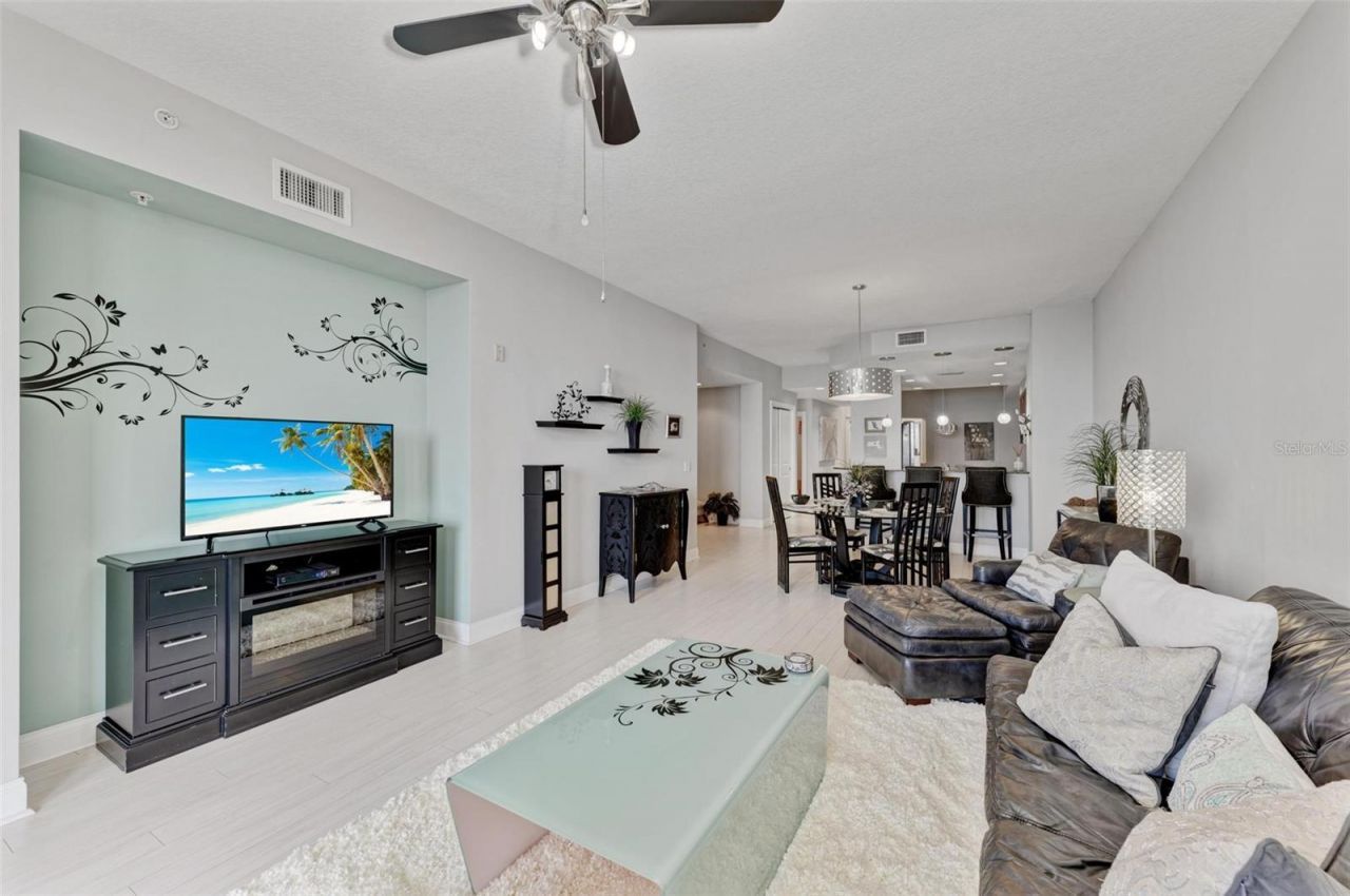 611 Riviera Dunes Way, Unit 304, Palmetto, FL 34221 Photo