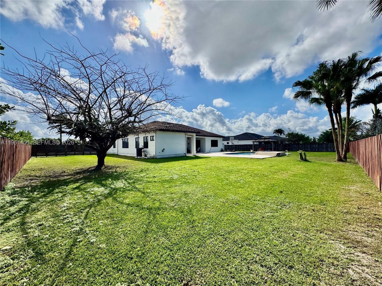 20449 SW 328th St, Homestead, FL 33030 Photo