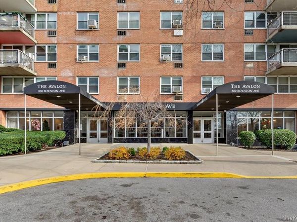 880 Boynton Avenue, Unit 13A, Bronx, NY 10473