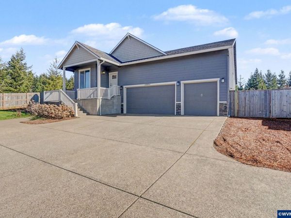 10001 Shayla St, Aumsville, OR 97325