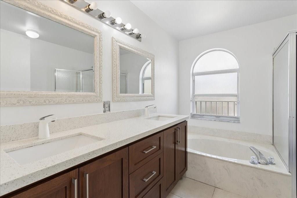 15895 NW 5th Street, Pembroke Pines, FL 33028 Photo