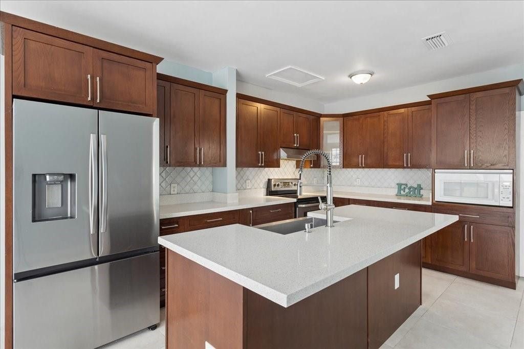 15895 NW 5th Street, Pembroke Pines, FL 33028 Photo