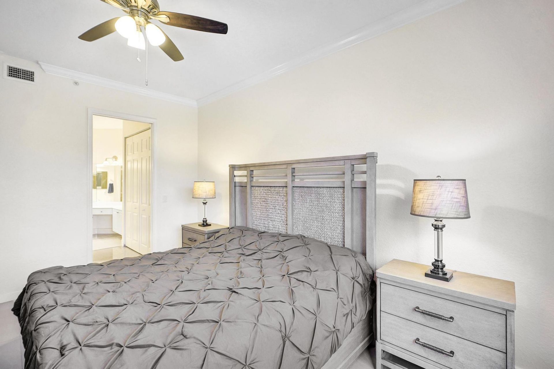 3600 Oaks Clubhouse Drive, Unit 408, Pompano Beach, FL 33069 Photo