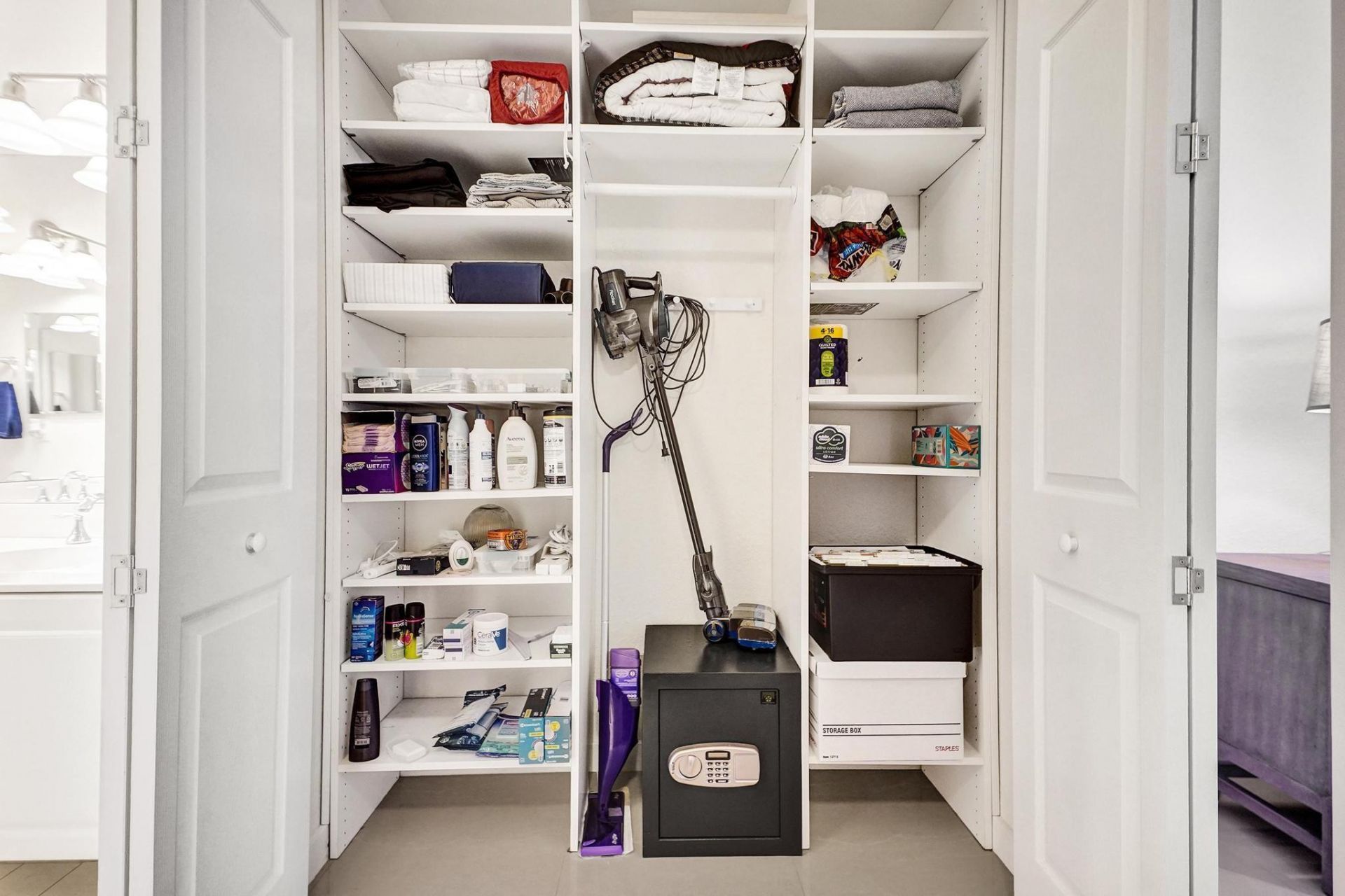 3600 Oaks Clubhouse Drive, Unit 408, Pompano Beach, FL 33069 Photo