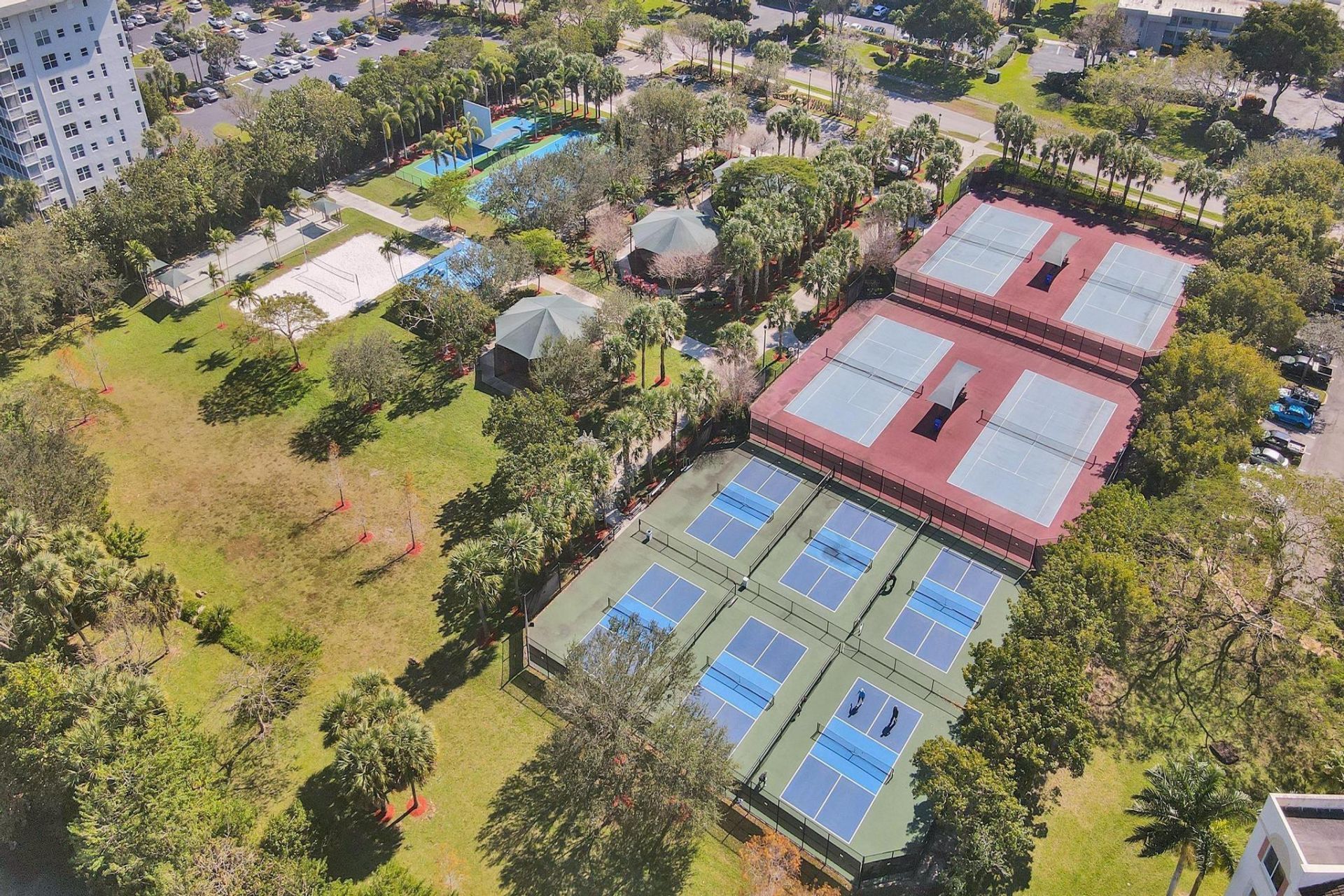 3600 Oaks Clubhouse Drive, Unit 408, Pompano Beach, FL 33069 Photo