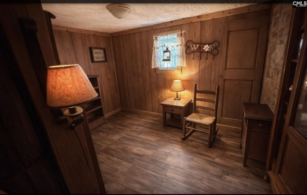 427 Gramercy Lane Photo 11