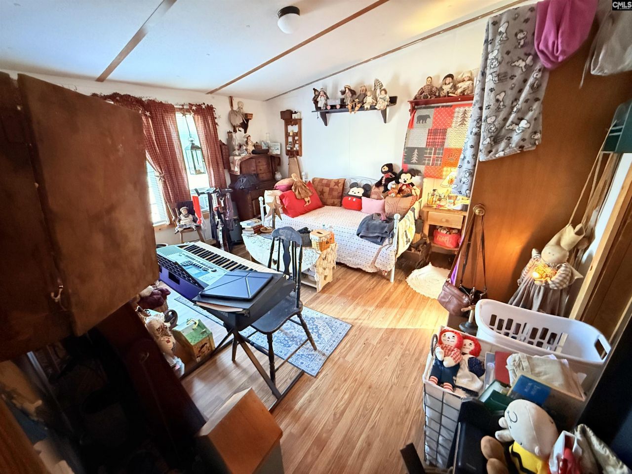 427 Gramercy Lane Photo 32