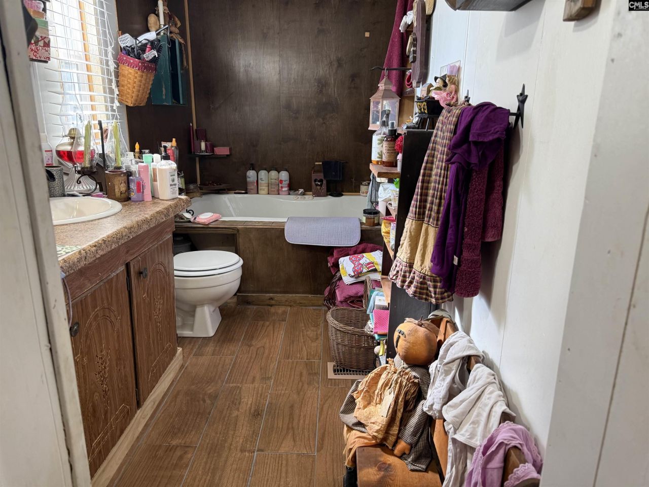 427 Gramercy Lane Photo 35