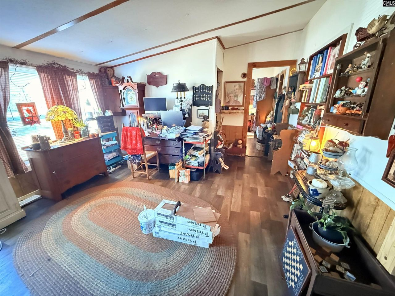 427 Gramercy Lane Photo 4