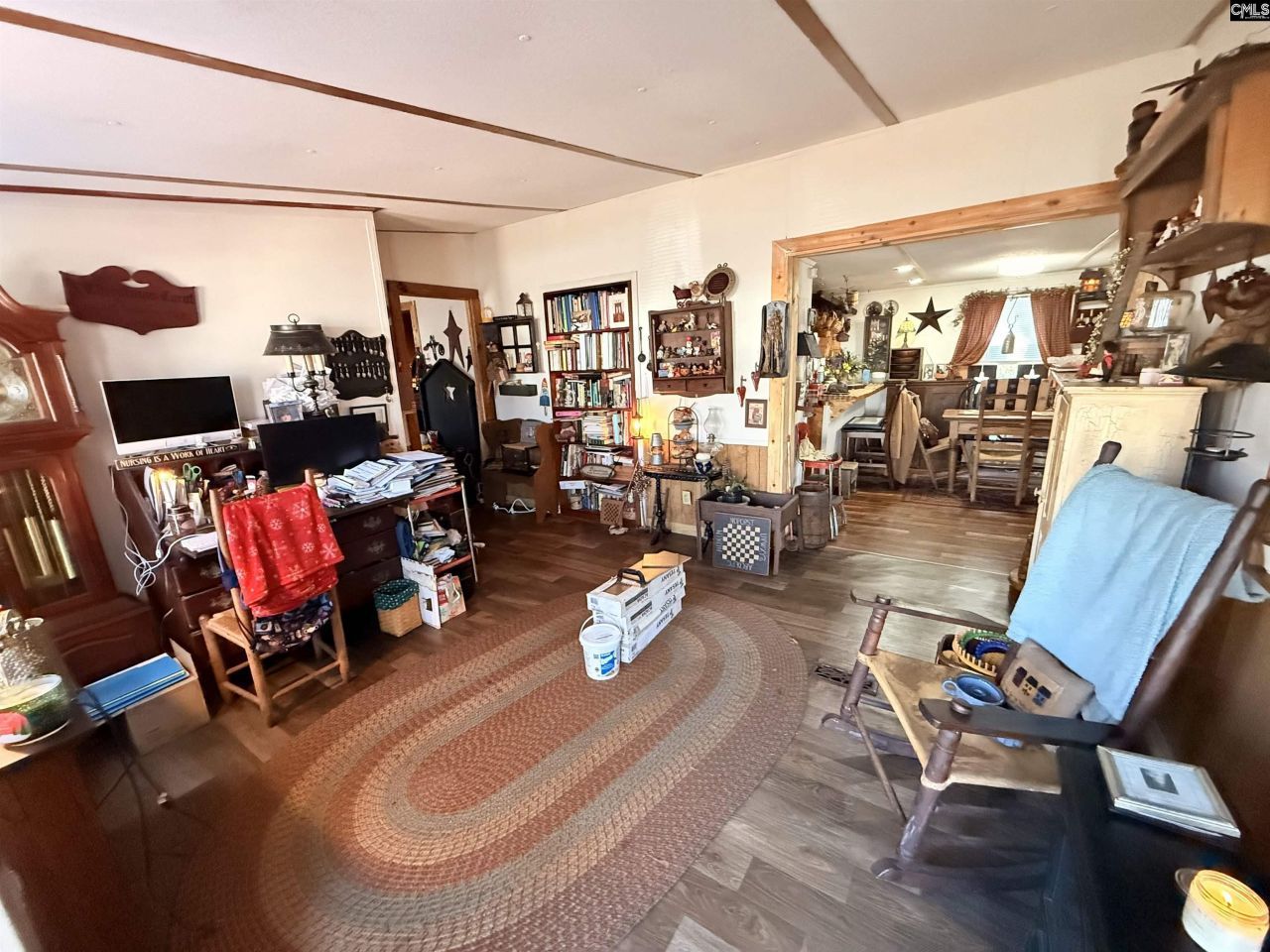 427 Gramercy Lane Photo 6