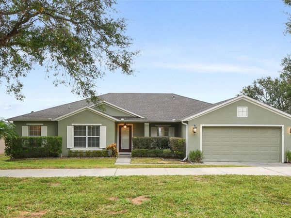 2012 KNOLLCREST DRIVE, CLERMONT, FL 34711