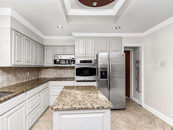 3972 Edgemont Dr, Baton Rouge, LA 70814