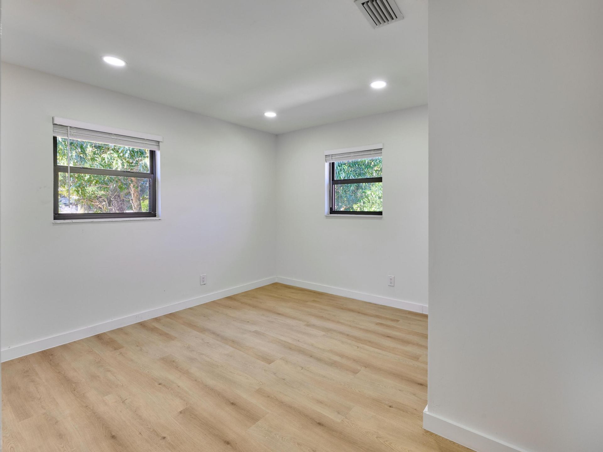 328 SW 11th Avenue, Delray Beach, FL 33444 Photo