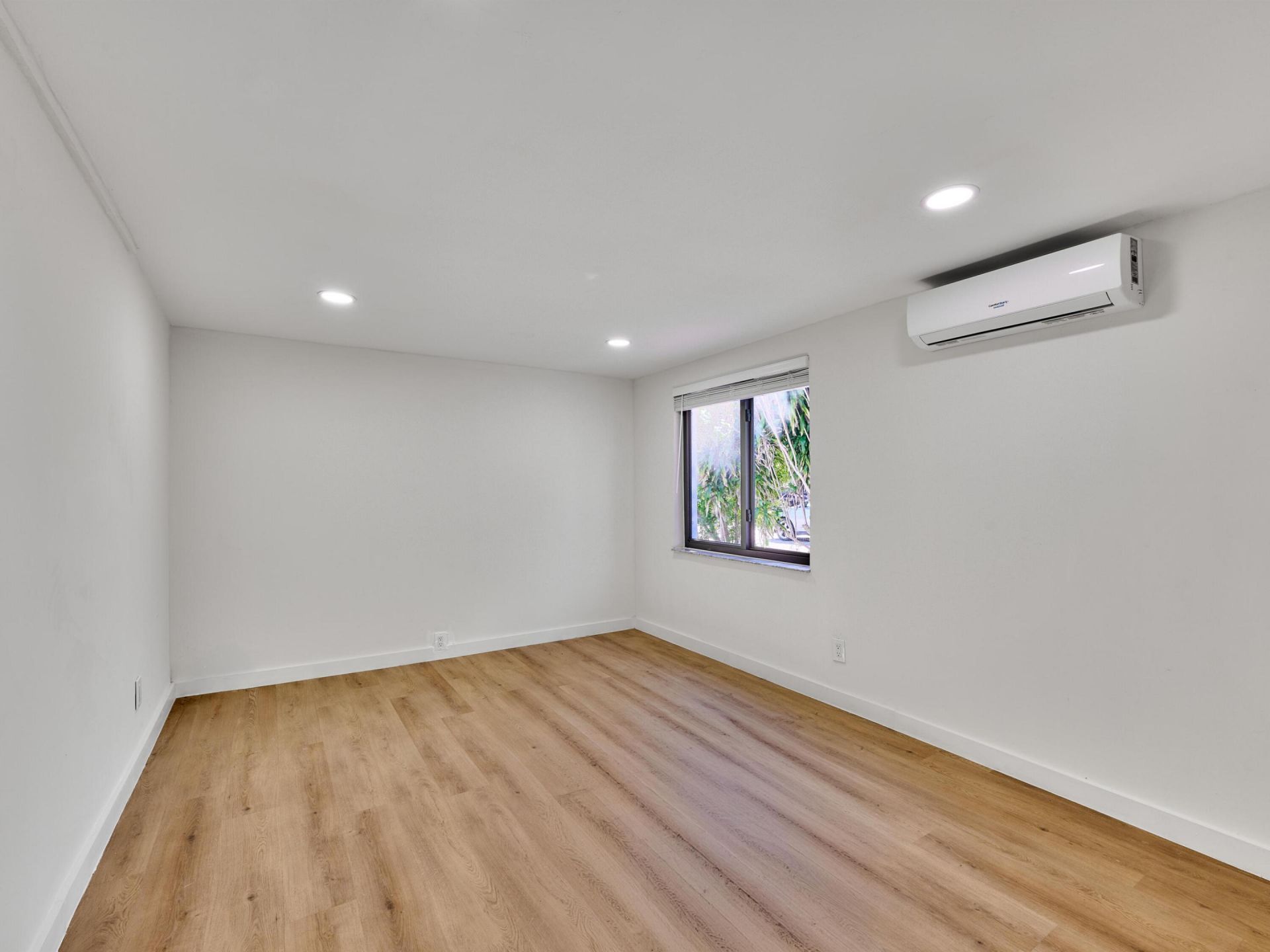 328 SW 11th Avenue, Delray Beach, FL 33444 Photo