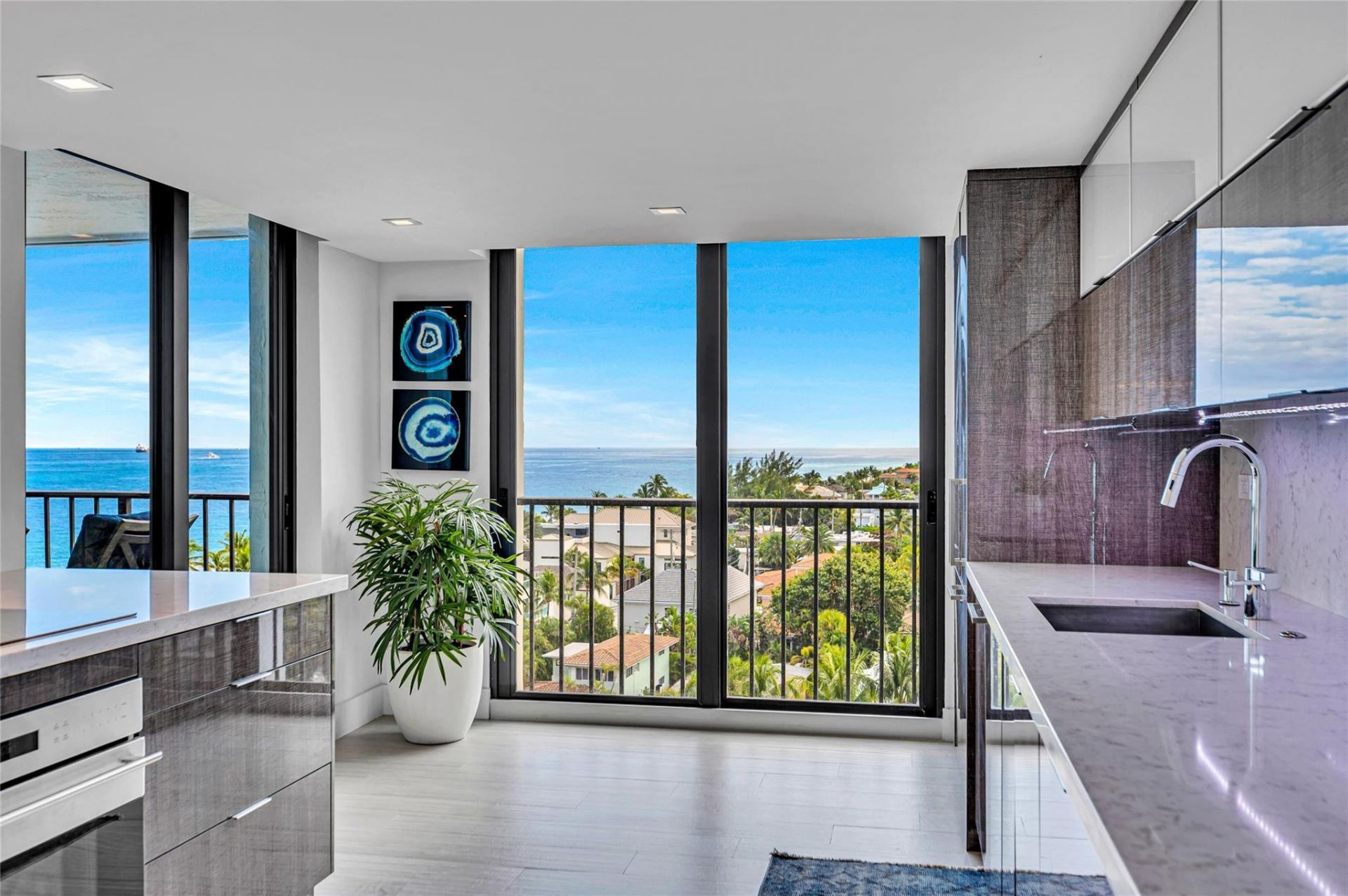 1901 N Ocean Boulevard, Unit 9E, Fort Lauderdale, FL 33305 Photo