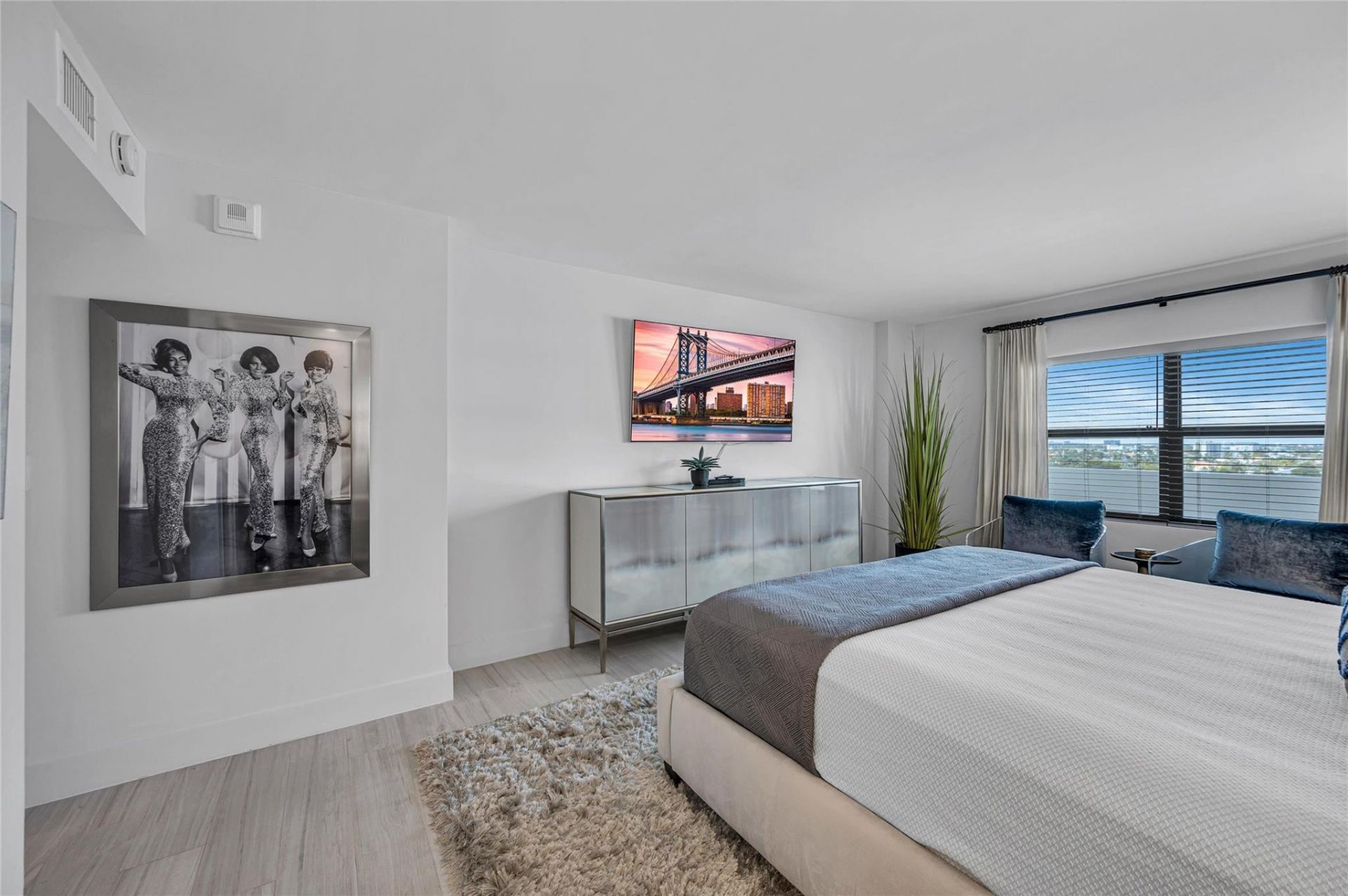 1901 N Ocean Boulevard, Unit 9E, Fort Lauderdale, FL 33305 Photo