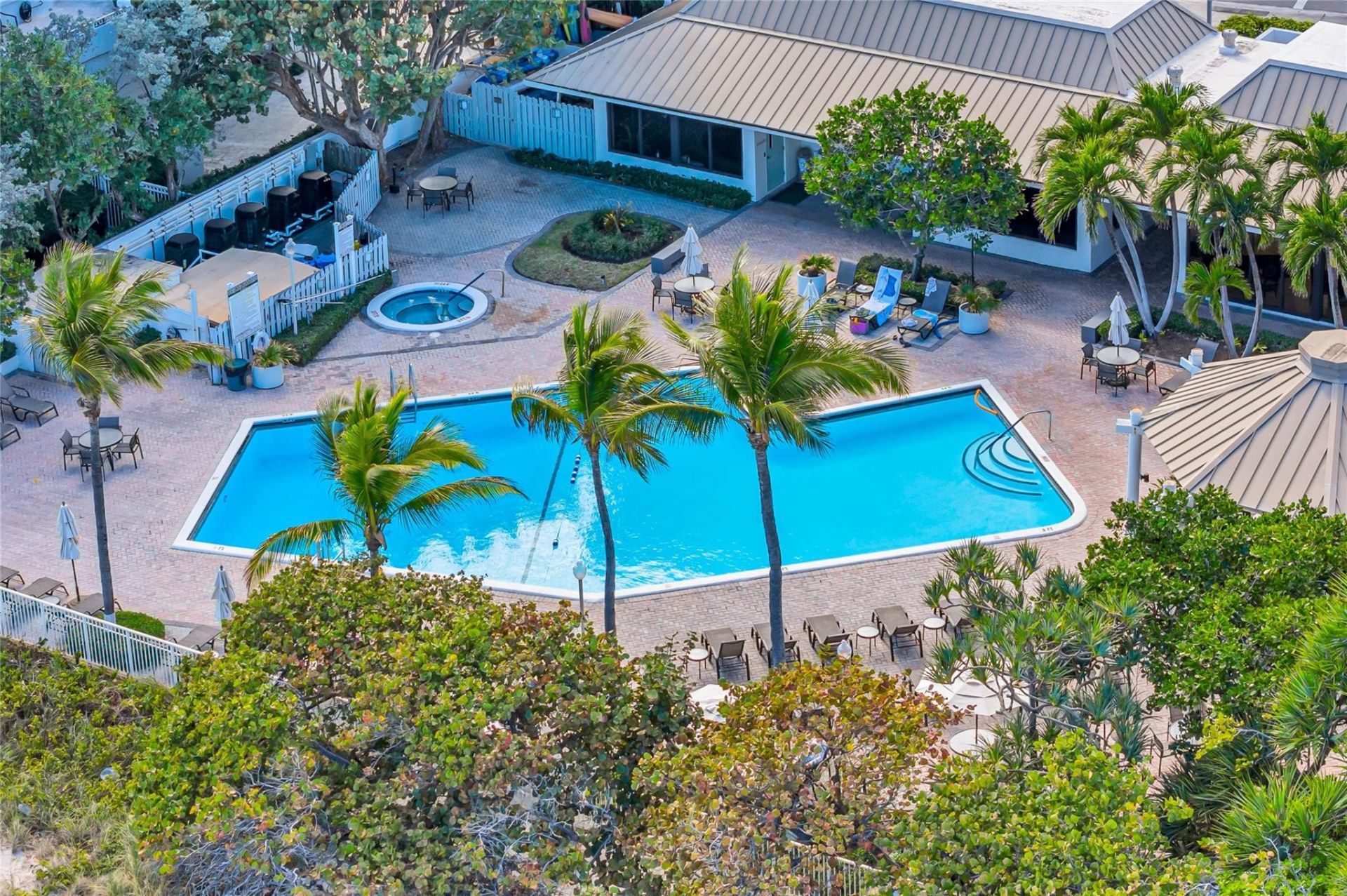 1901 N Ocean Boulevard, Unit 9E, Fort Lauderdale, FL 33305 Photo