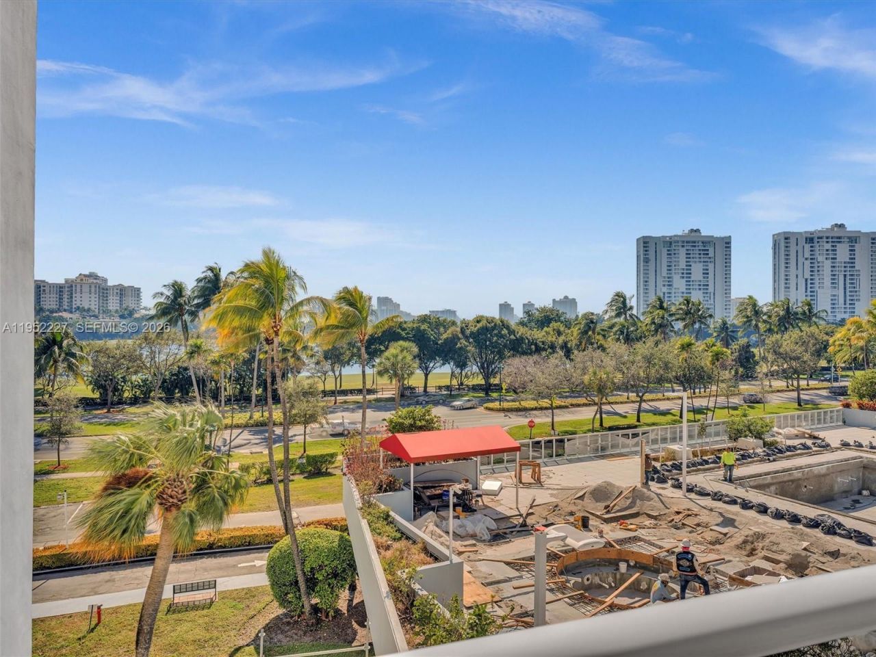 3675 N Country Club Dr, Unit 409, Aventura, FL 33180 Photo