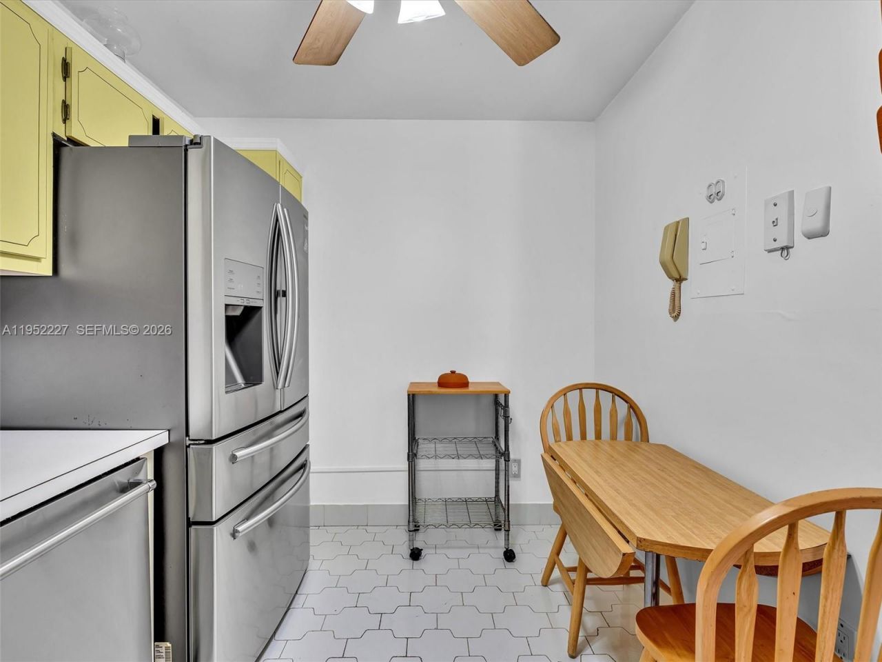 3675 N Country Club Dr, Unit 409, Aventura, FL 33180 Photo