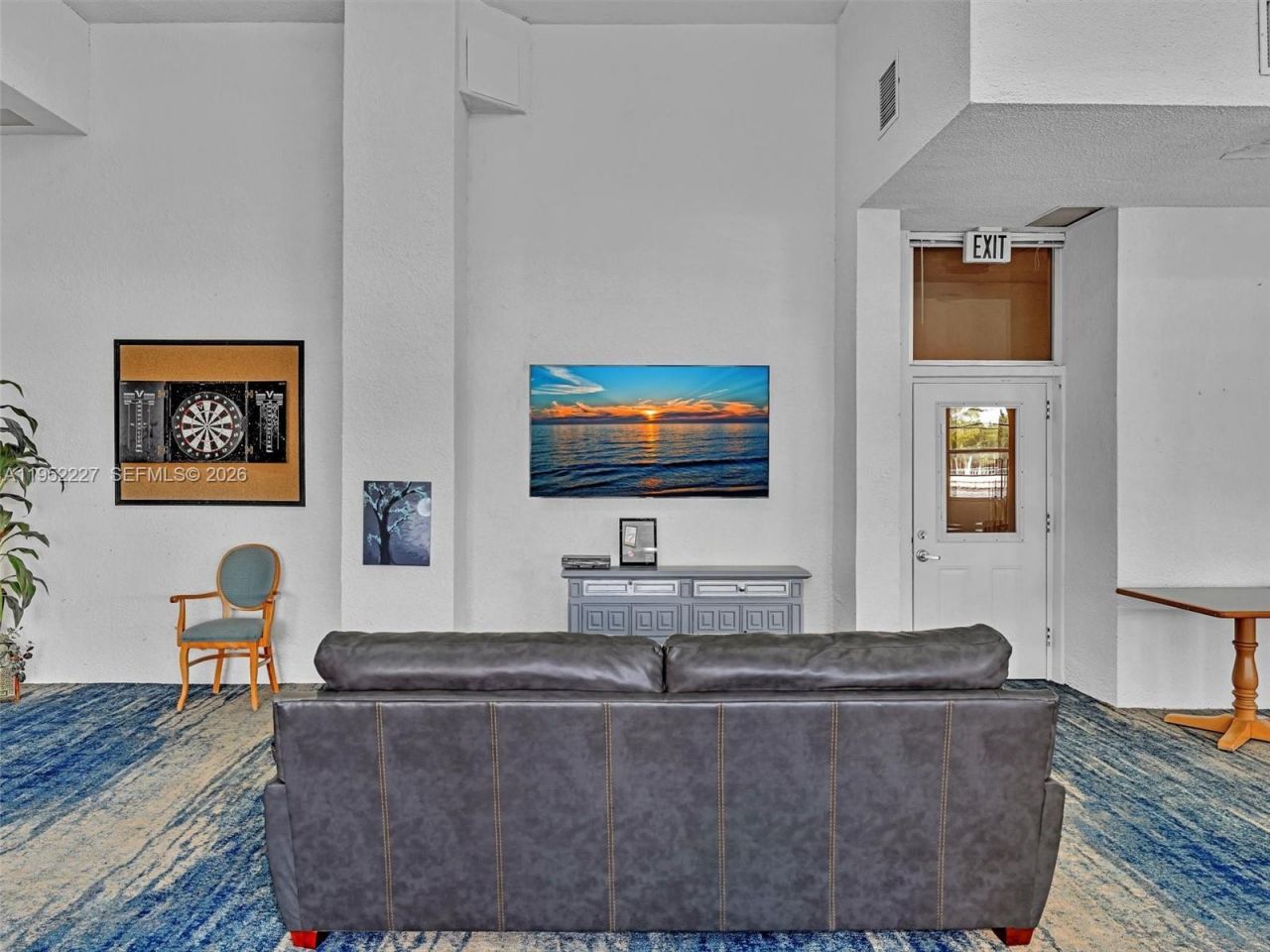 3675 N Country Club Dr, Unit 409, Aventura, FL 33180 Photo